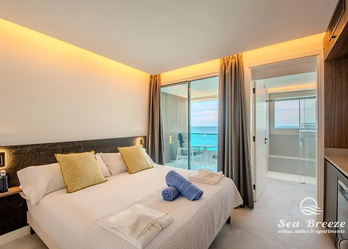 Апартаменты Sea Breeze Коста Бланка