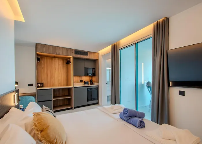 Sea Breeze Апартаменты