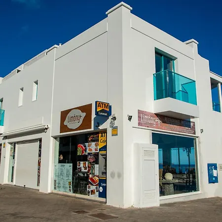 Apartment Sea Breeze *