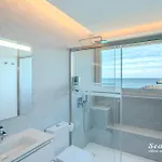 Apartment Sea Breeze *