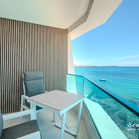 Sea Breeze Apartament *